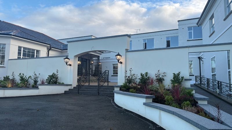 Main Entrance (2) - inside